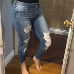 Ripped ankle jeans